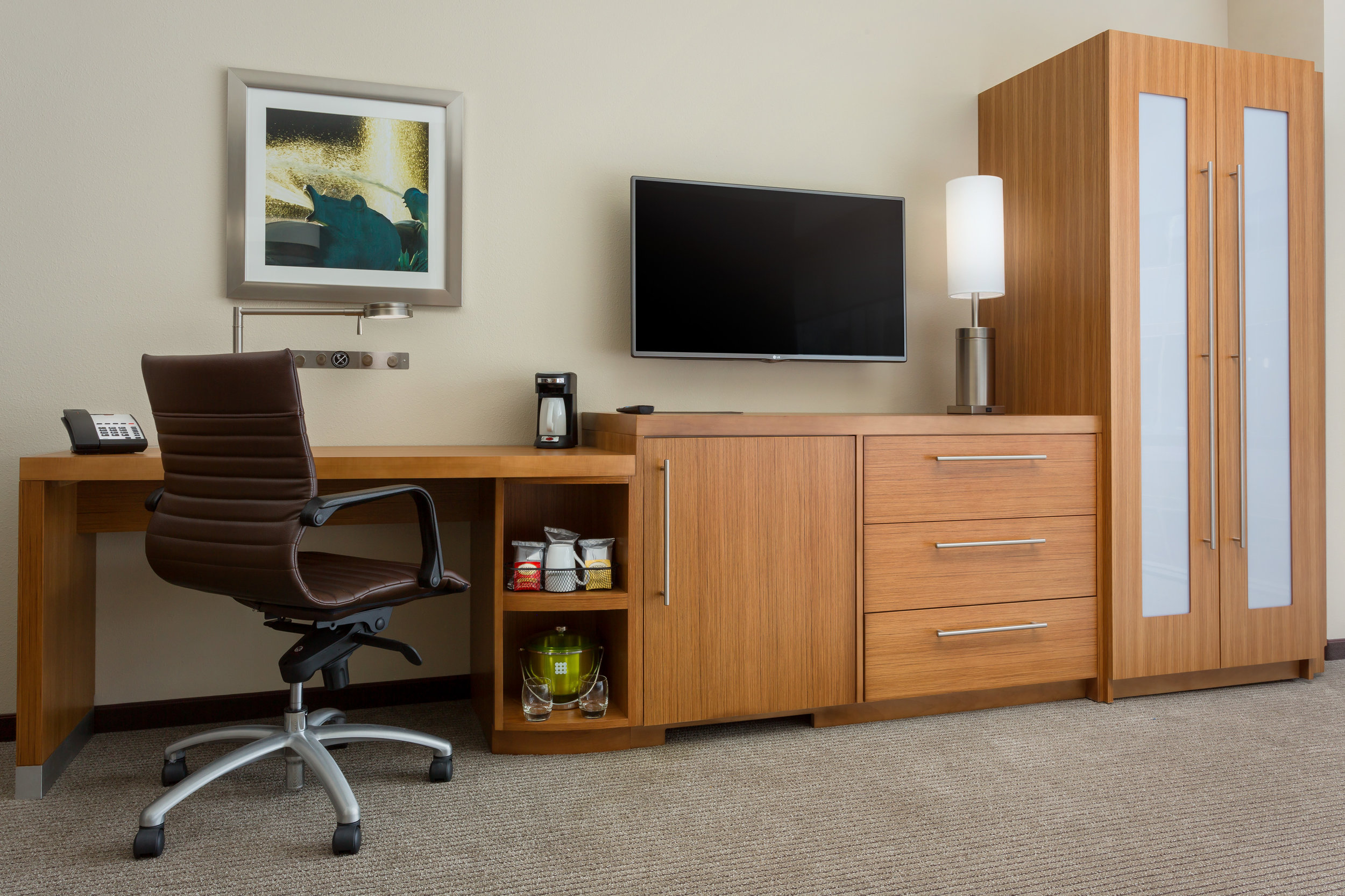 Hyatt Place Chicago Loop-Desk.jpg