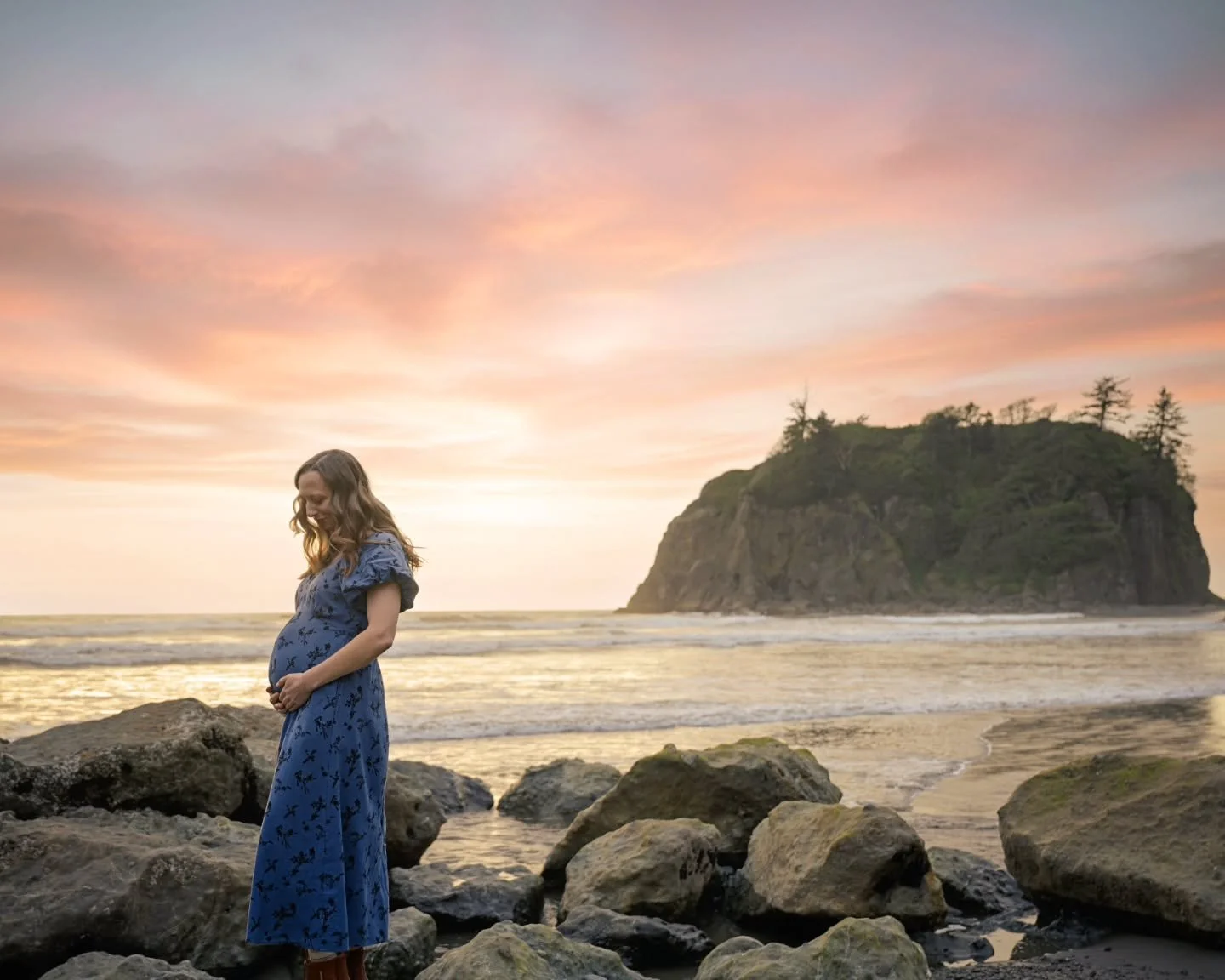 Grateful to share that baby Eckl will be joining in the adventures this September!

Halfway to meeting her! 🥰🌱

📸 @joshuaecklphotography