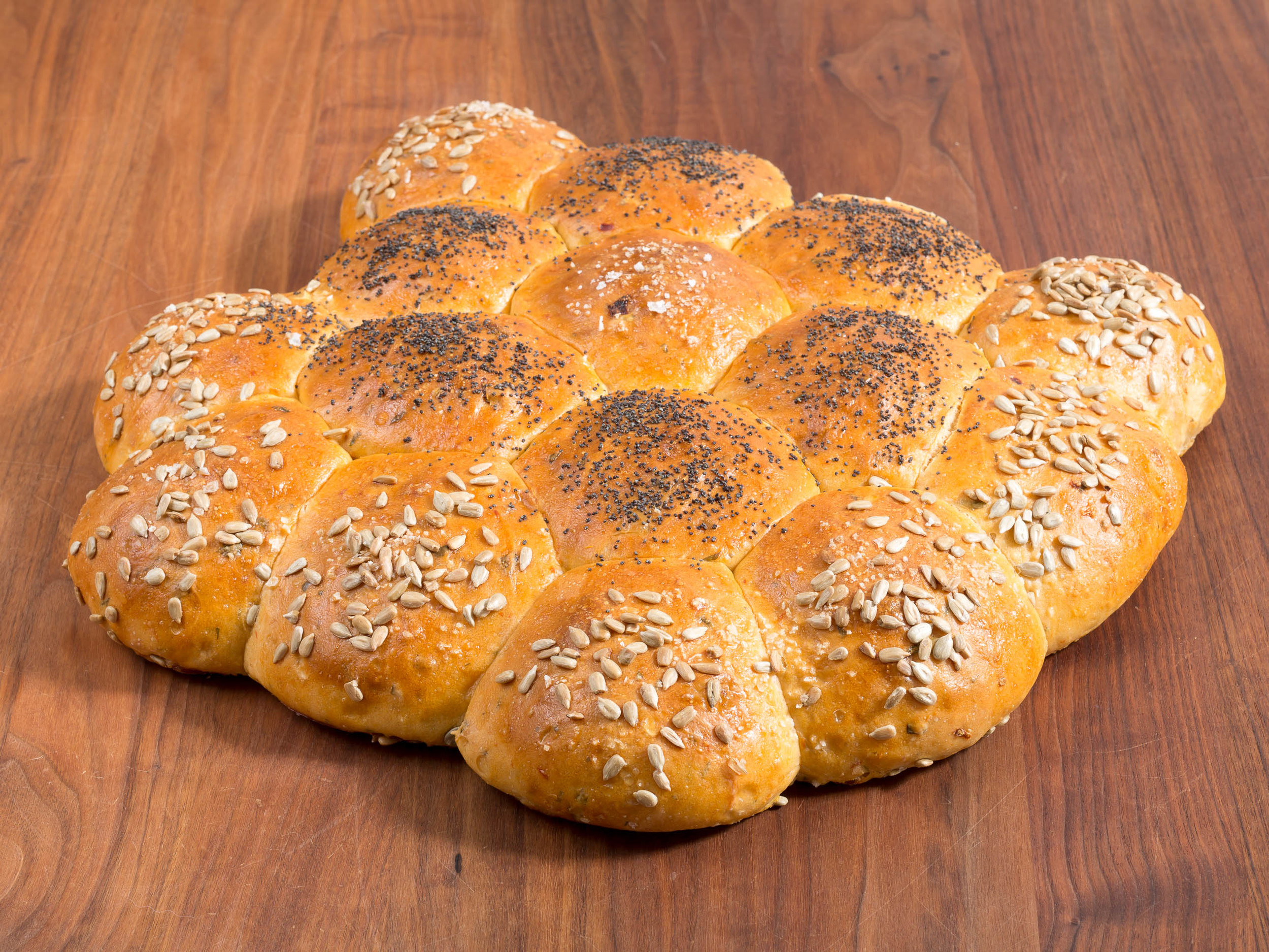 Dinner Rolls with Sun-dried Tomatoes