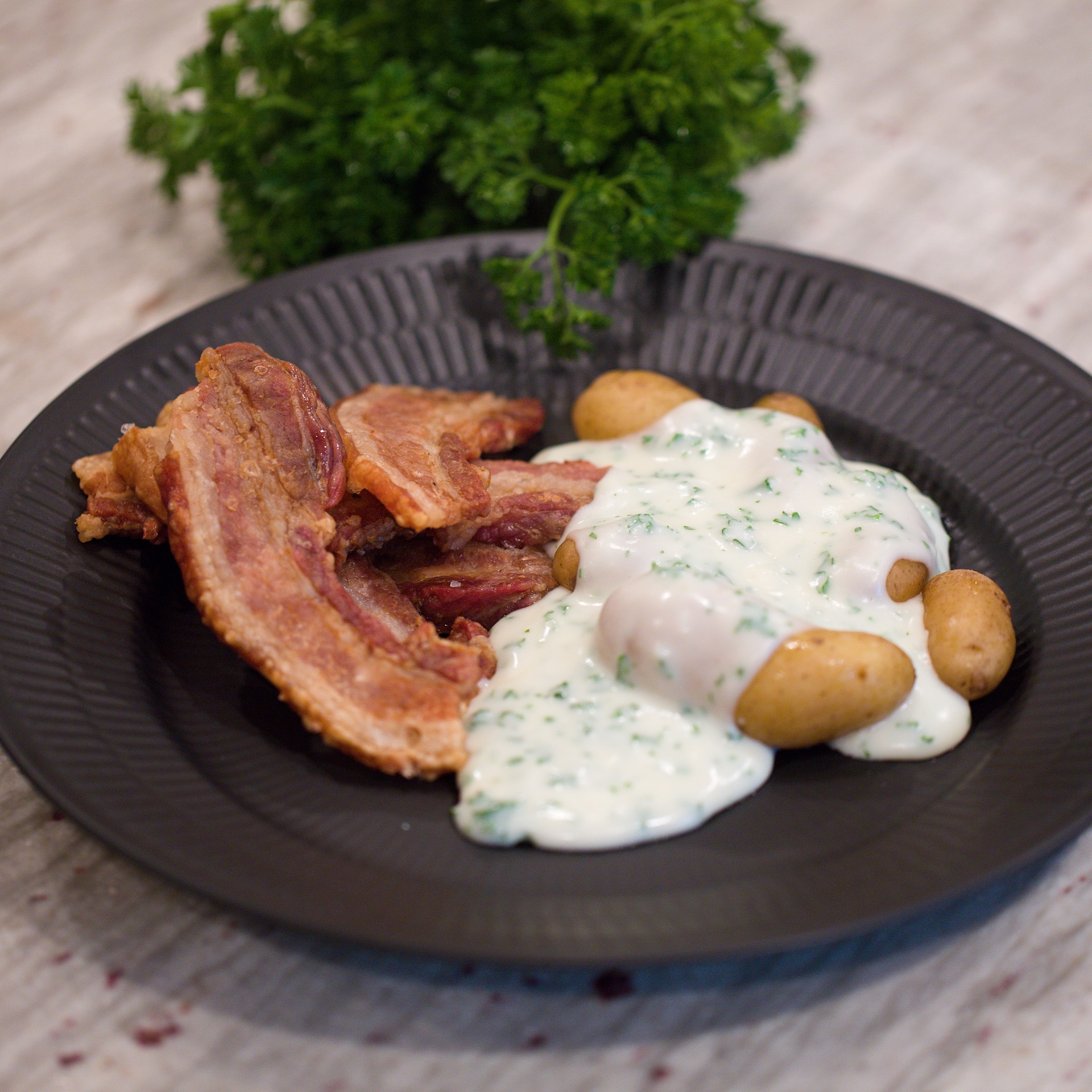 Crispy Pork with Parsley Sauce