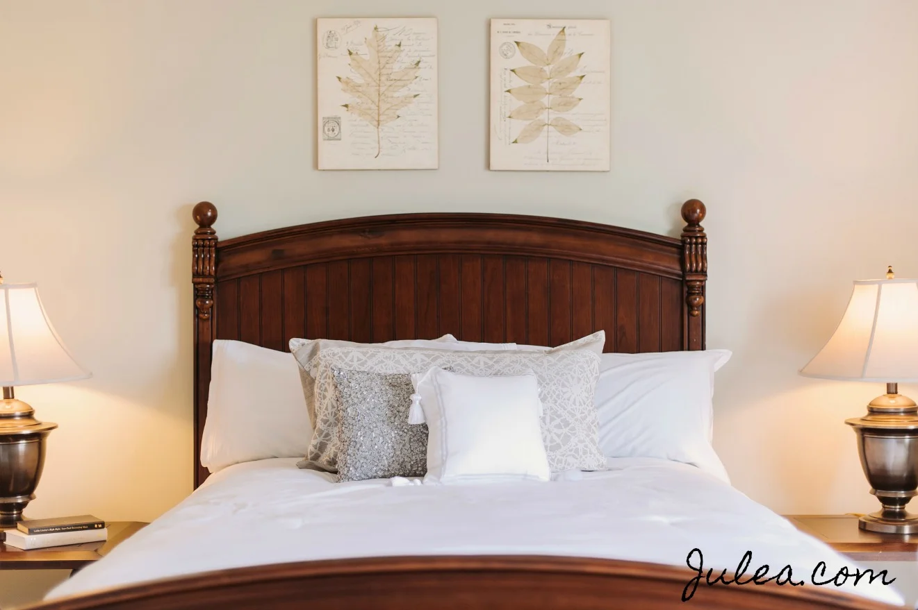 Julea_bedroom.jpg