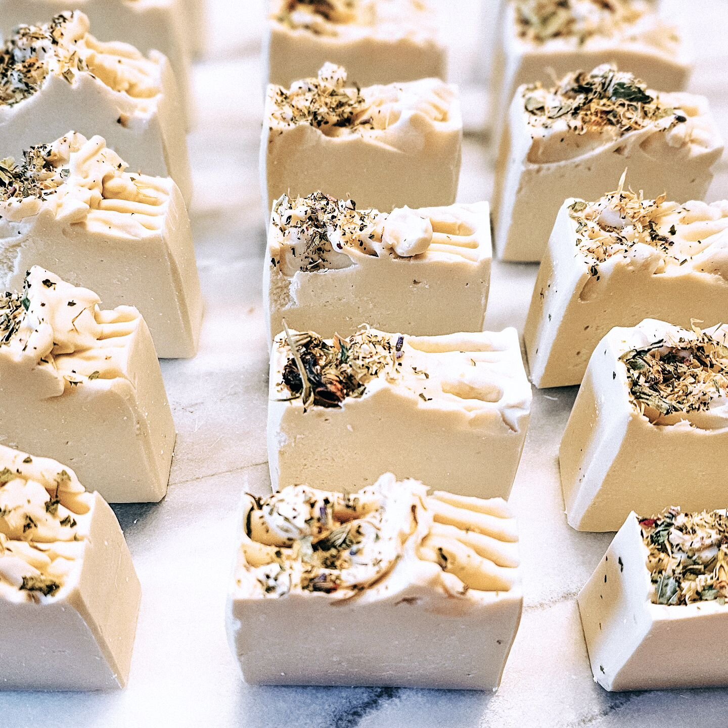 Beautiful lifestyle touches in a home celebrate the daily moments + shows care to guests. Coming soon these Powder Room Pretty soaps - just in time for spring + Mother's Day gifting. Scented, Green Clover + Aloe drosted with dried botanicals. Message
