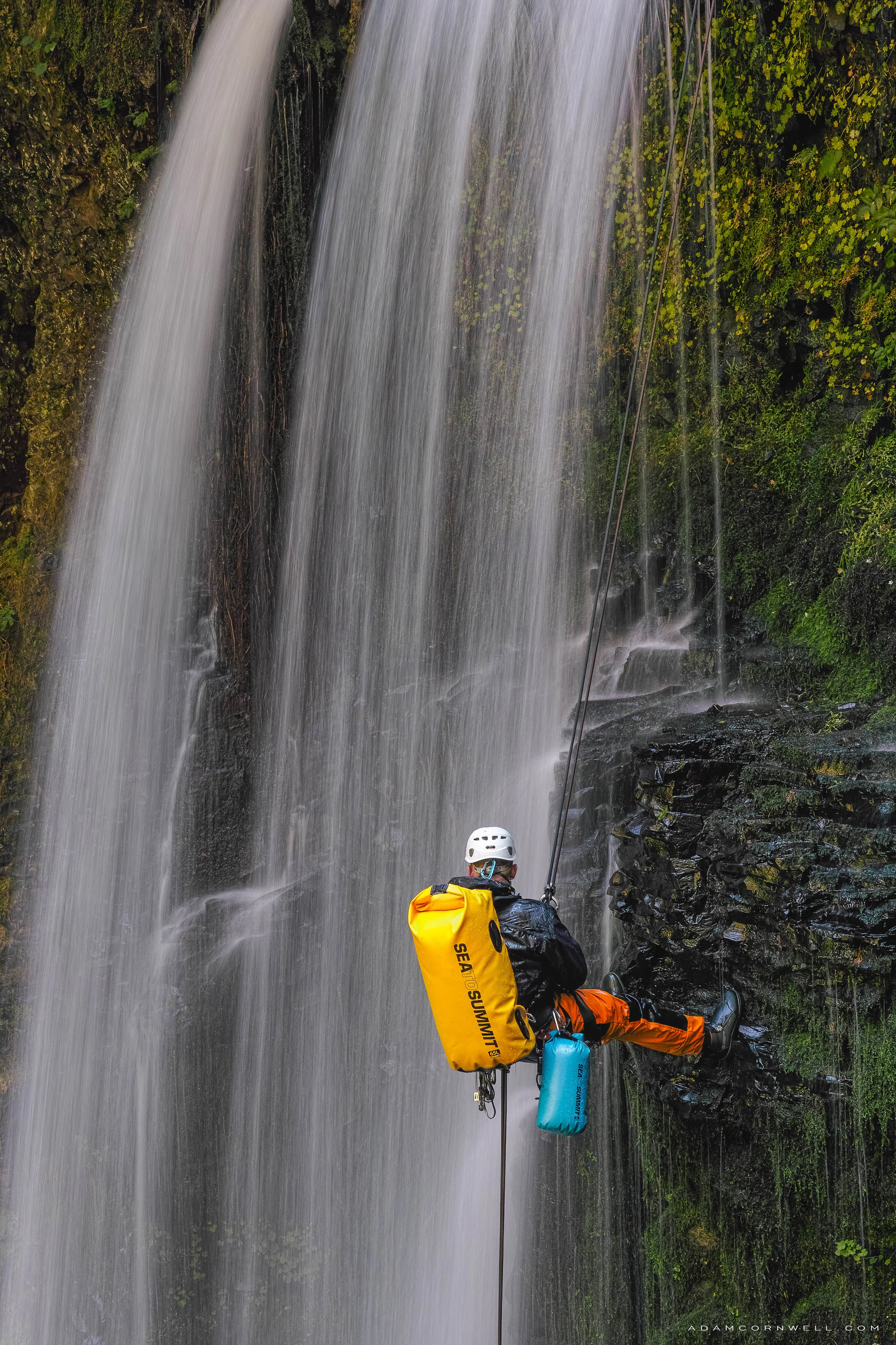 Hydraulic Dry Pack (65L)