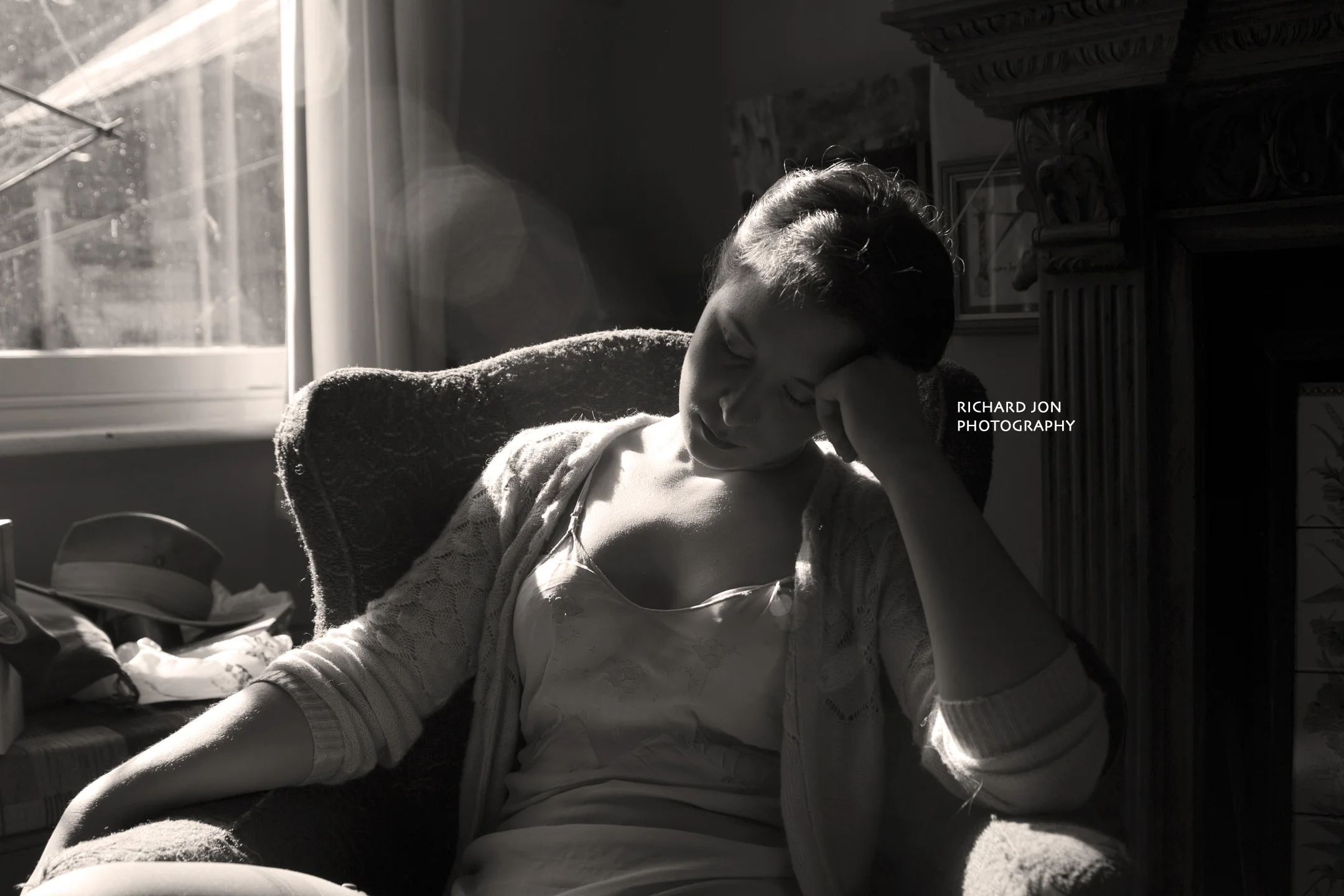 wm B&W Annia-5438.jpg
