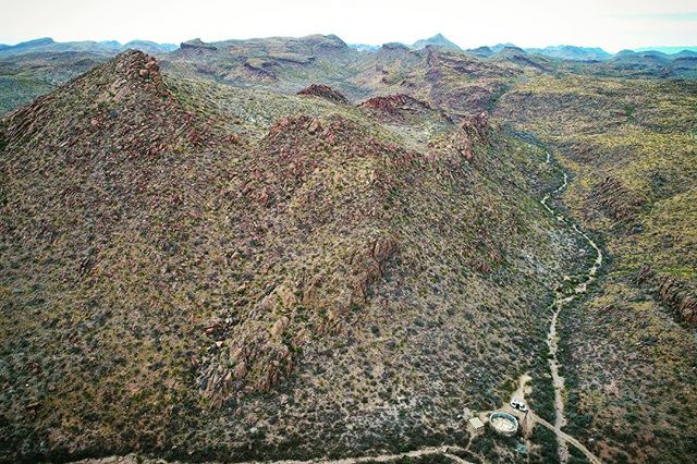 When you have a mountain range for campsite neighbors.
#sprintervanlife #vanlife #vancamp #camping #bigbend #texasstateparks #texas