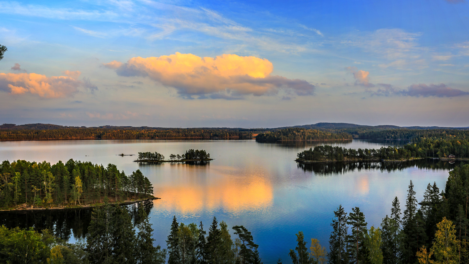 Flagghytta-innsjøen-web-siste-Untitled_Panorama1.jpg