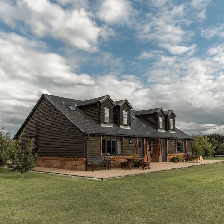 Happy Sunday everyone! Hope you&rsquo;re all having a nice, relaxing day of rest and enjoying this unexpected Indian summer ☀️☀️☀️. It&rsquo;s a gorgeous day here @stablecottages 😍😍😍 

#Staycation #holidaycottages #selfcatering #selfcateringaccomm