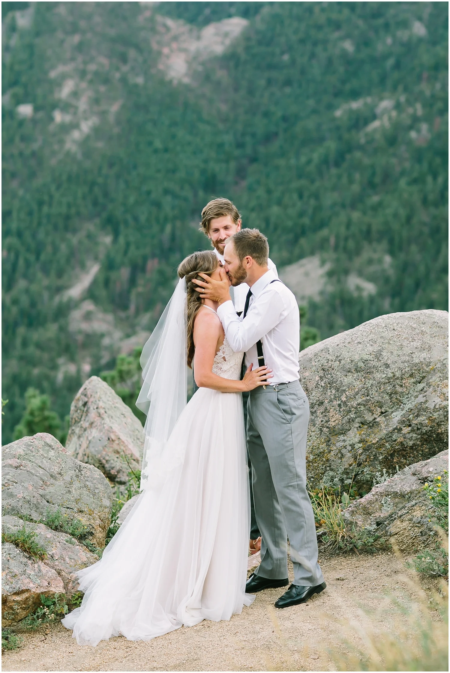 rockymountainbride_boulderelopement_mlphotofilm_0006.jpg