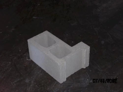 12Lcorner2.jpg