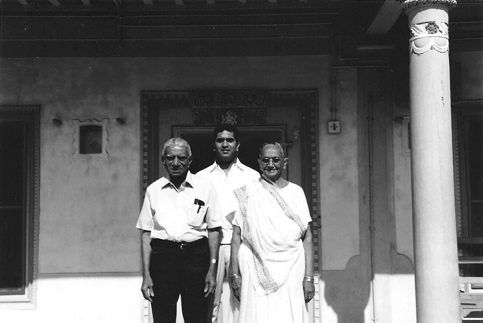 scan0014 copybw2.jpg