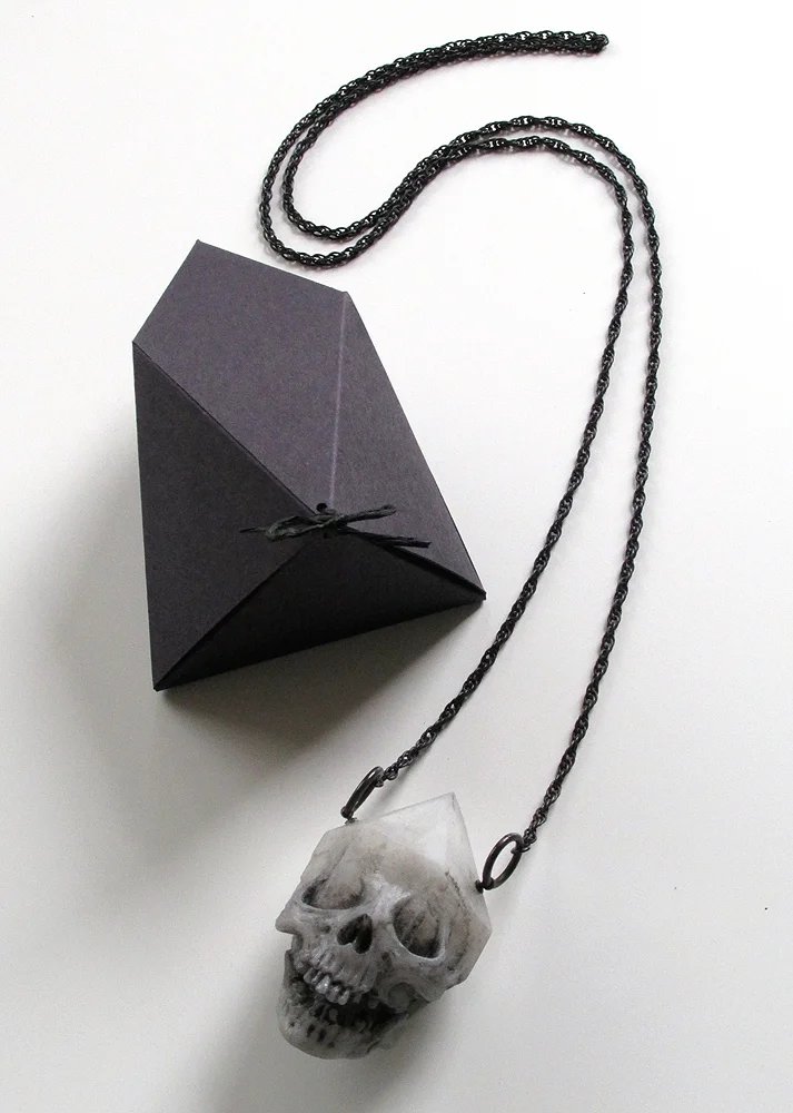boxpointskullwhite.jpg