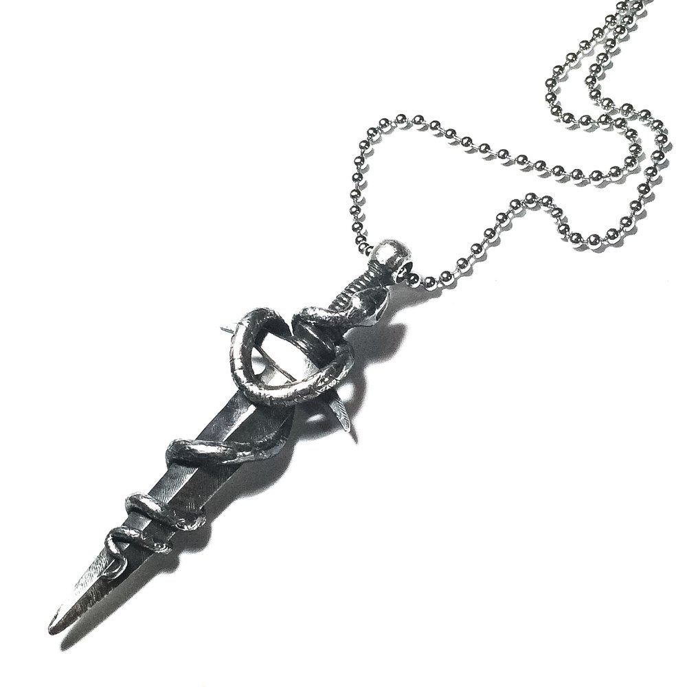 snakedagger1.jpeg