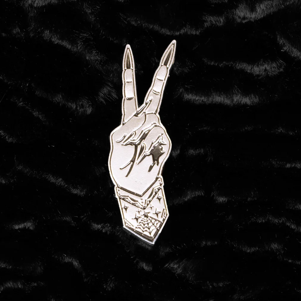 Pins_Hands_Vampire_1500.jpg