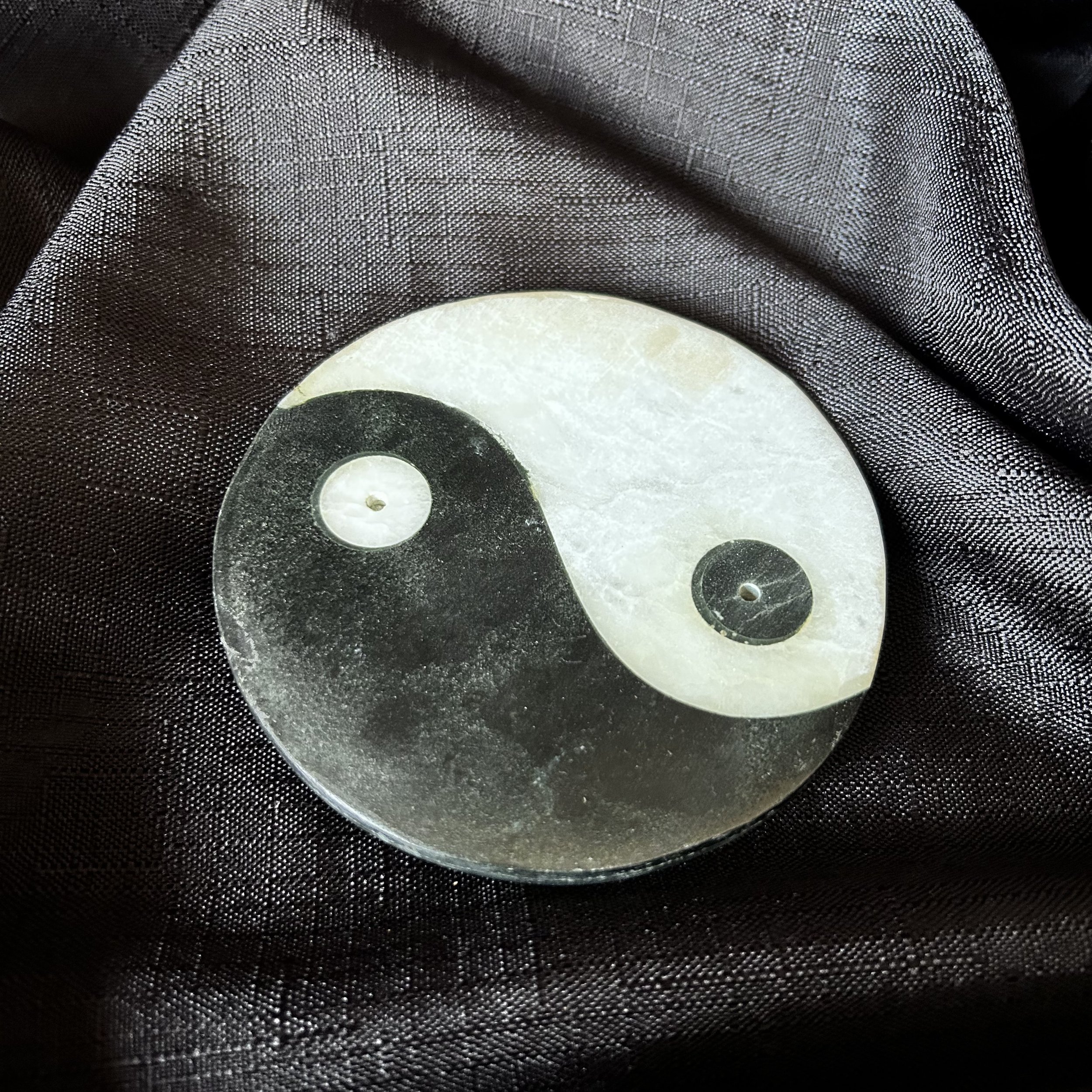 blk wht yy burner 1.JPG