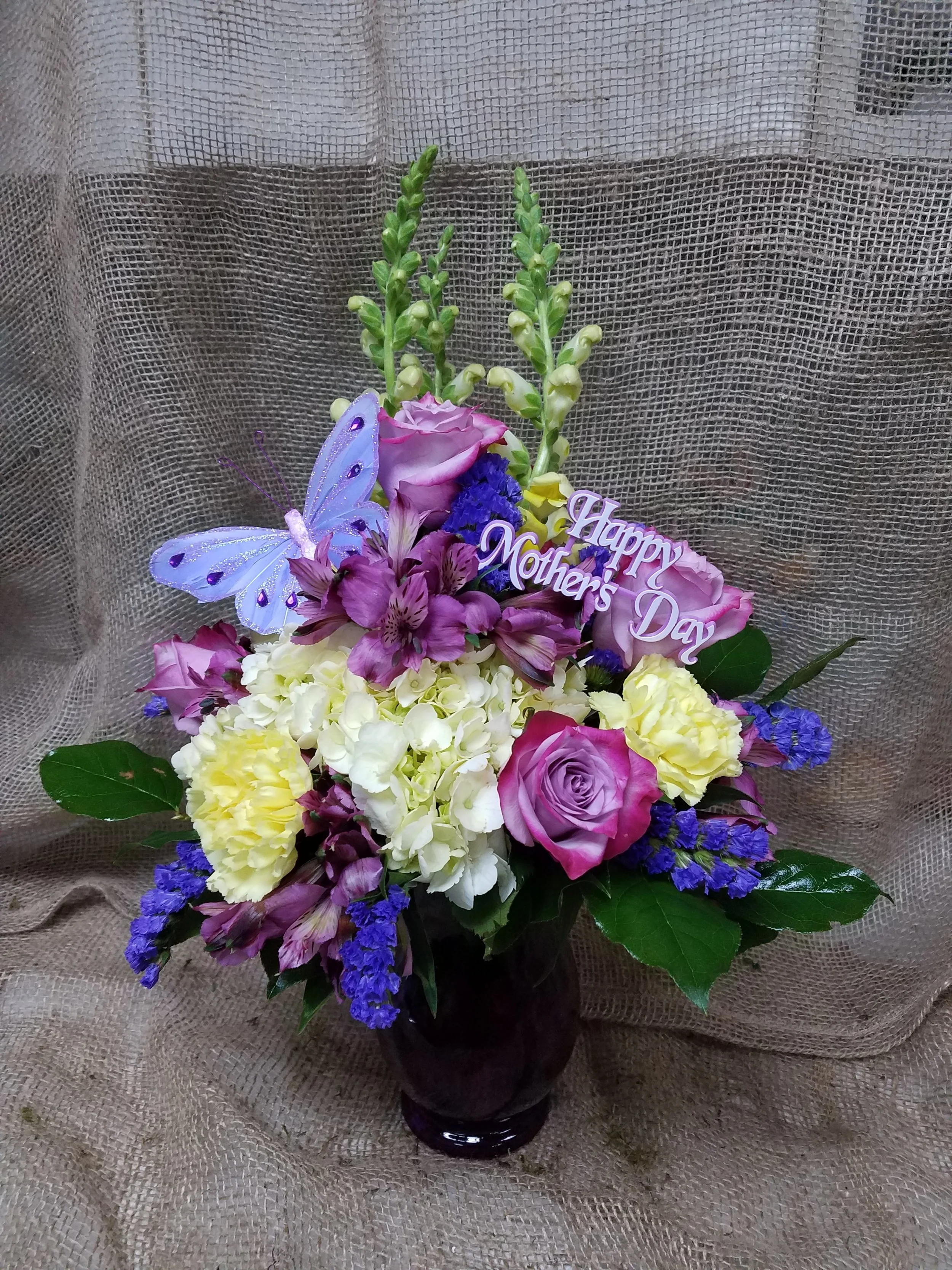 MD SMALL VASE ARRGT.JPG