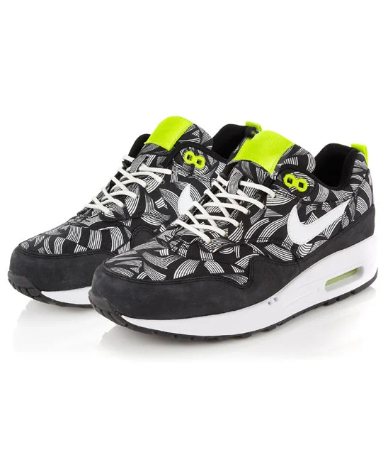 aw12nike146100399-assorted_1.jpg