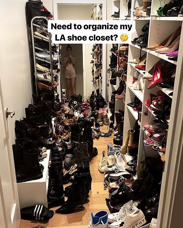 I have organization OCD, especially for shoes!! @chiaraferragni I&rsquo;m in LA, name the day and I&rsquo;ll make that shoe closet BEYOND AMAZING!! #notjoking #iloveshoes #organizedAF