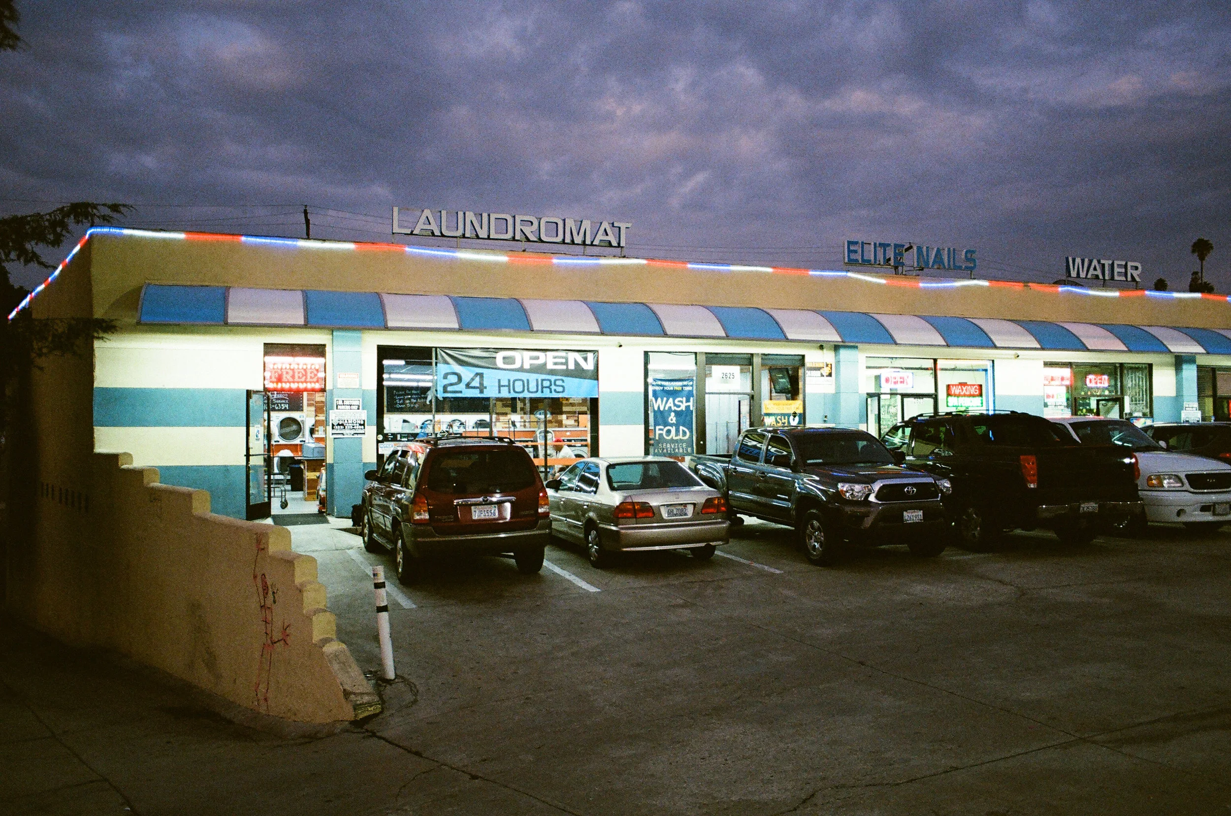 42740017-12.jpg