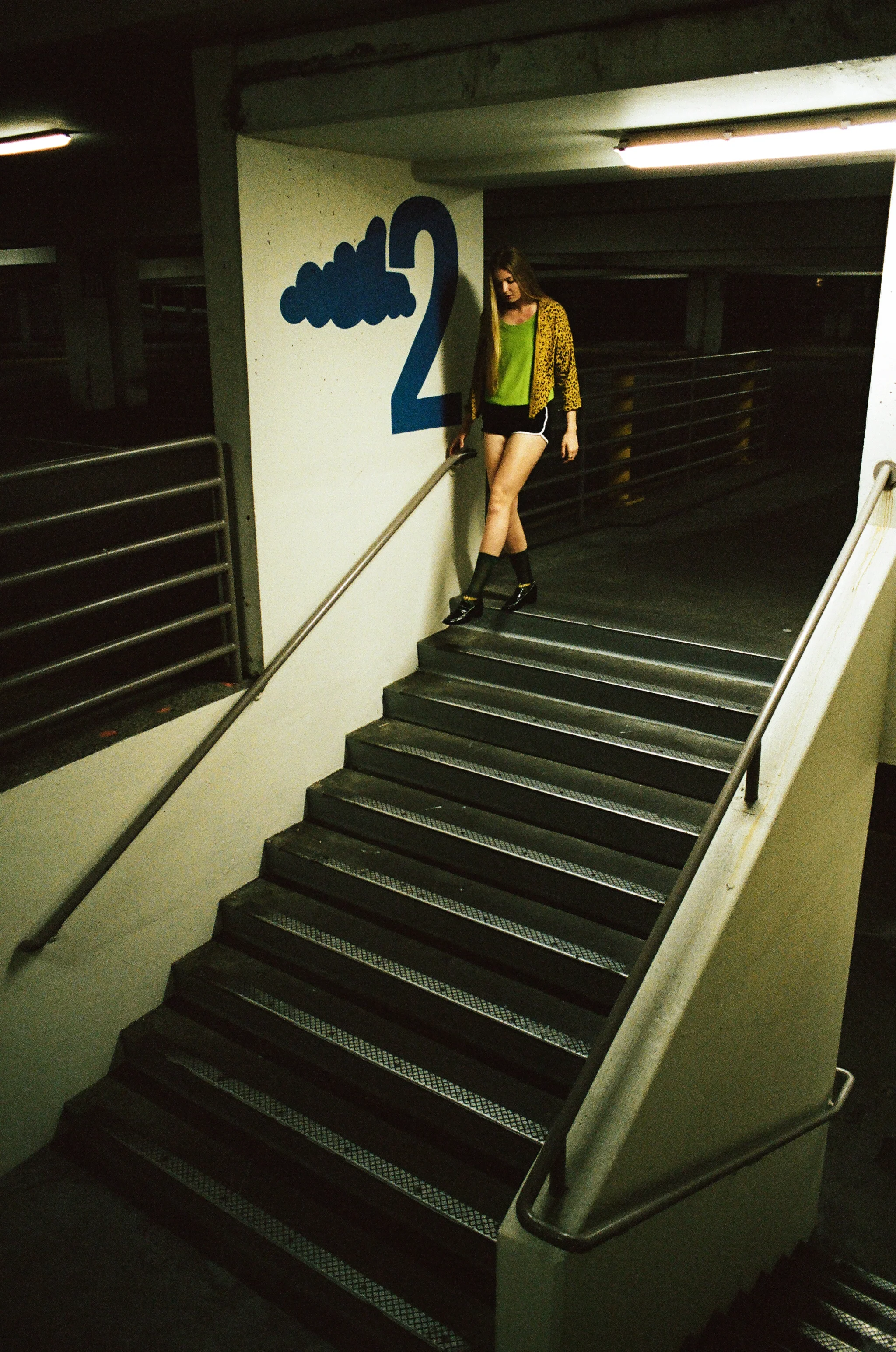 77480005-4.jpg
