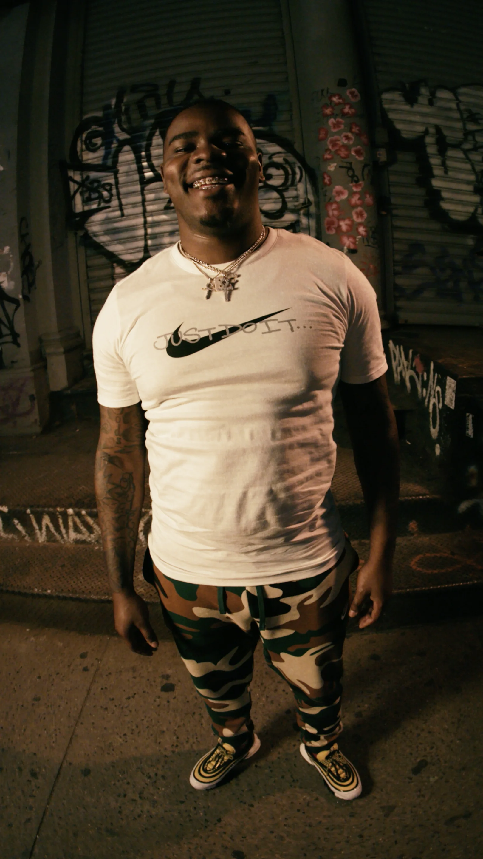 NikeFrequency_0001_Screen Shot 2018-09-18 at 4.13.46 PM.jpg