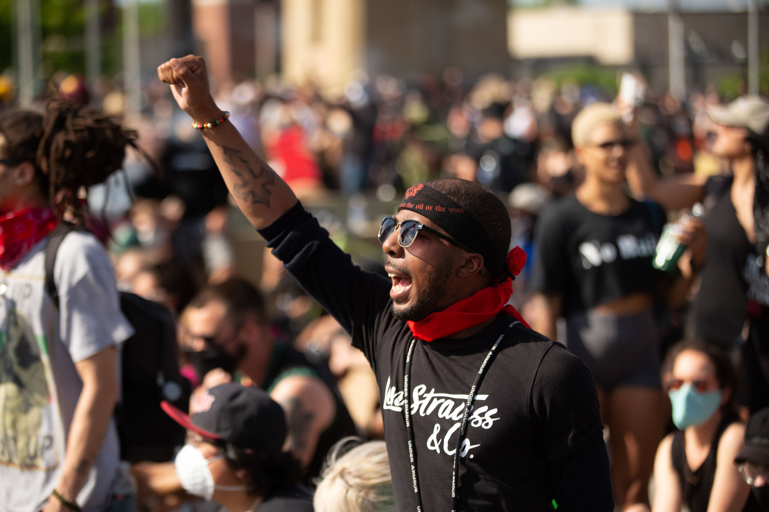  Alontae Williams screams George Floyds name, starting a chant at a protest on the Washington Ave bridge on May 31. 