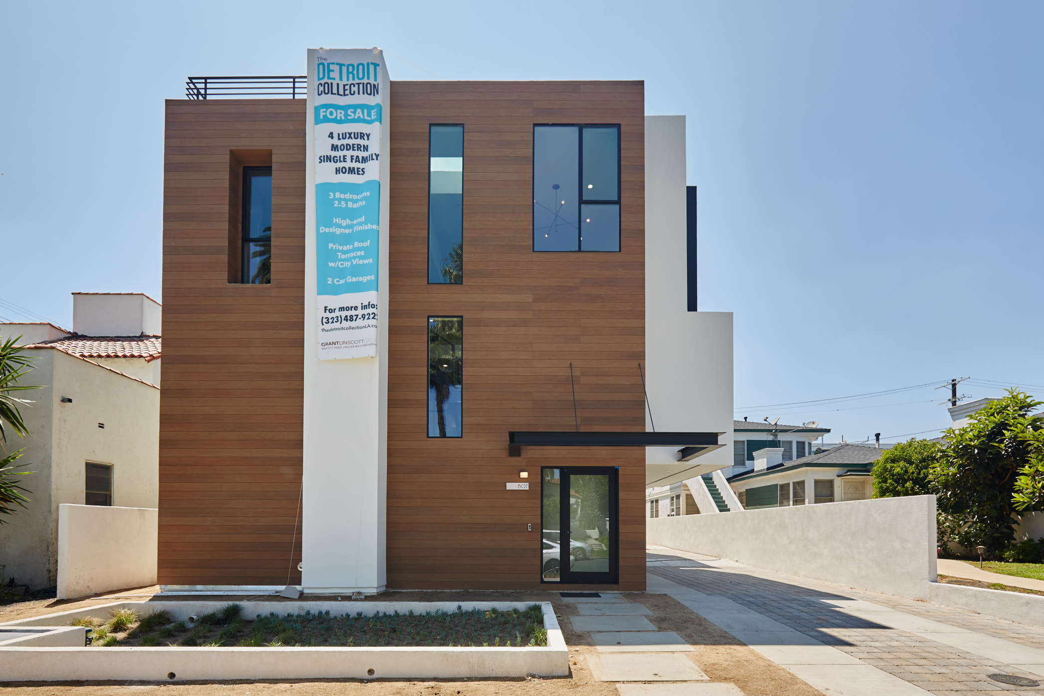 807 N Detroit St__003.jpg