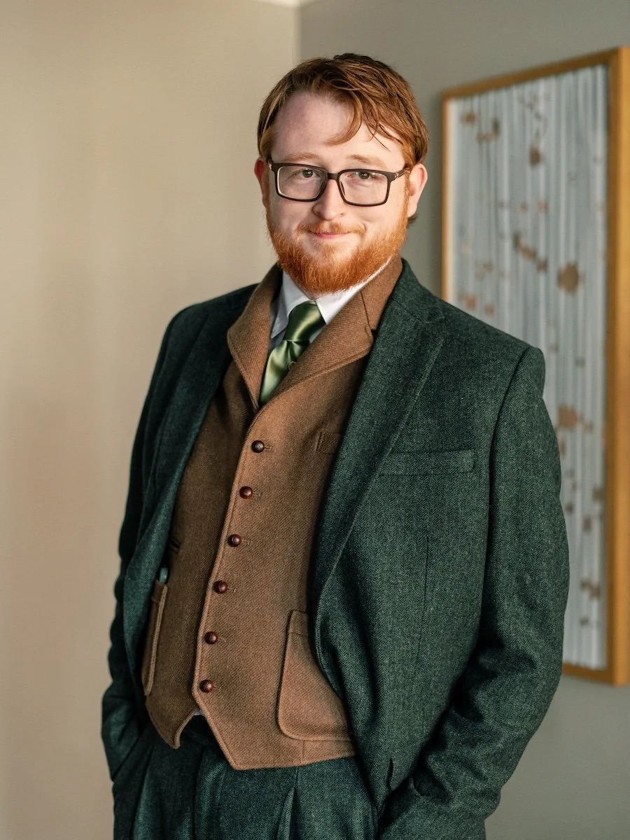 Jake the groom getting ready for wedding at the Pond House Cafe