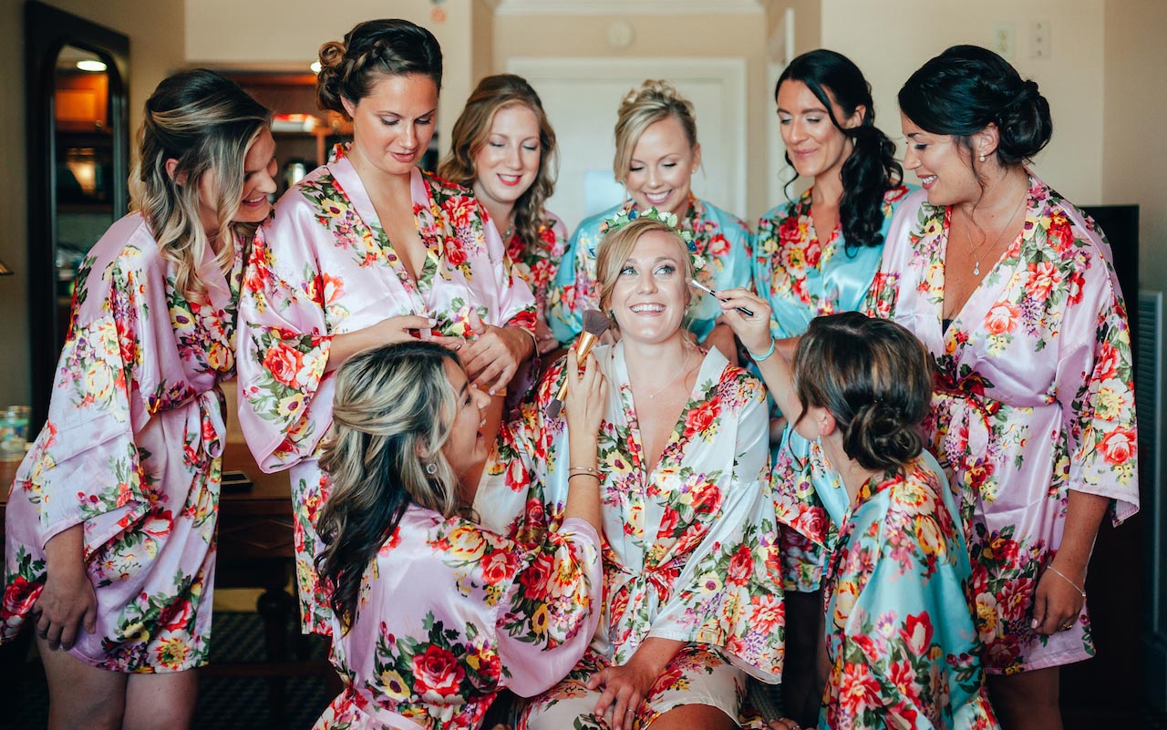 Bridal party getting ready