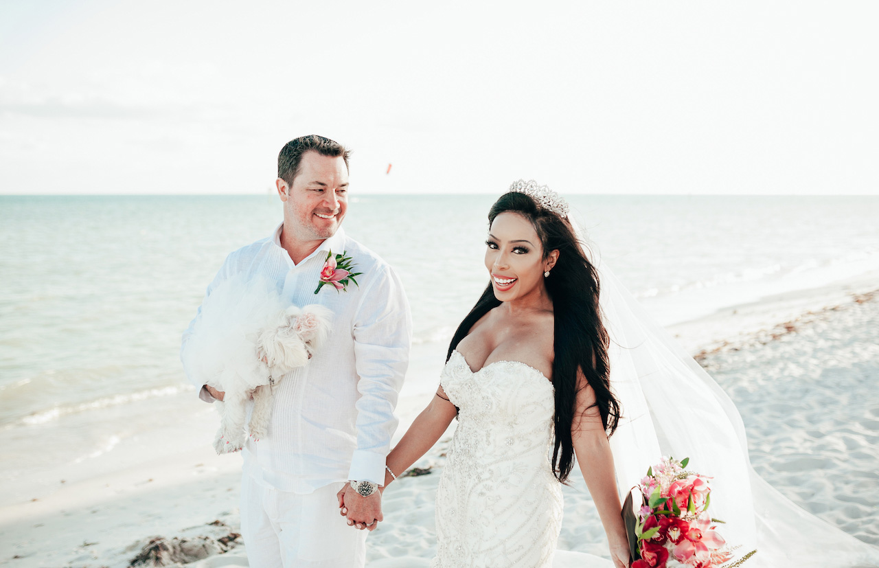 beach_wedding_pictures.jpg