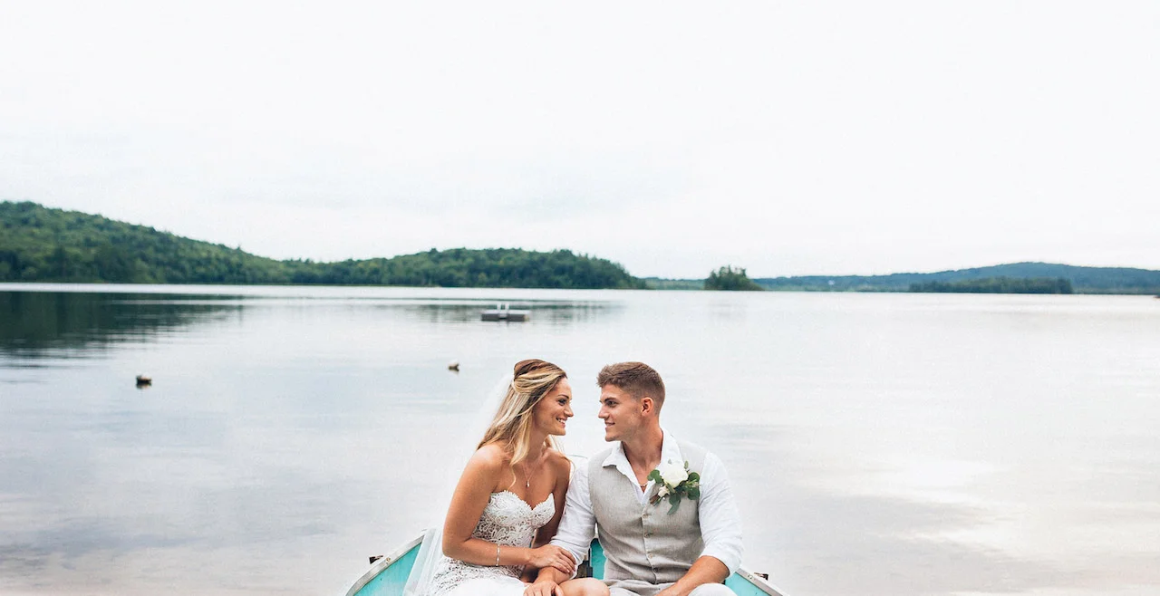 couple-in-the-boat.jpg