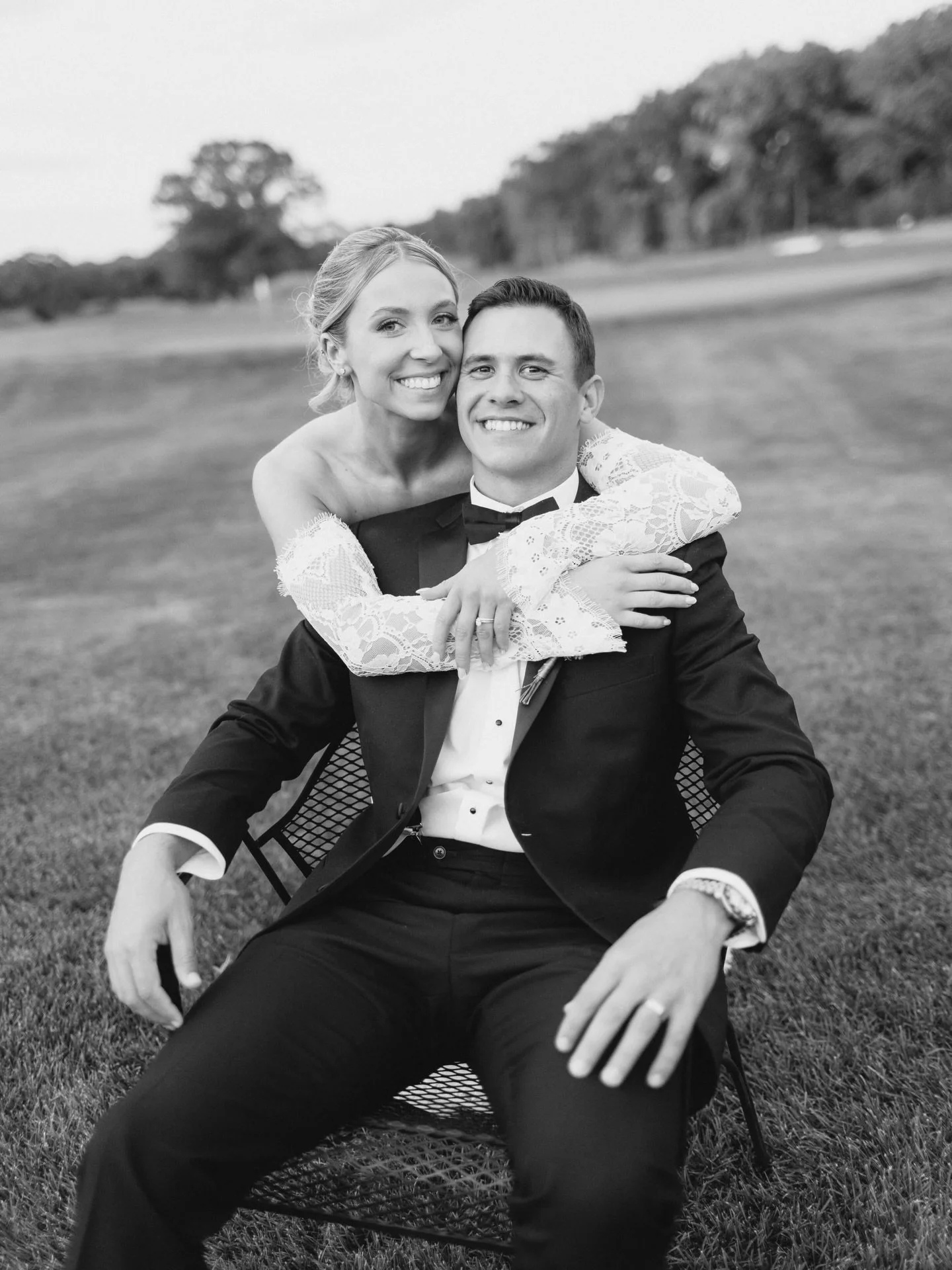 Confident happiness 🥰 

#ctweddingphotographer #ctweddingplanner #golfclubwedding #bostonweddingphotographer #ctweddingmakeup