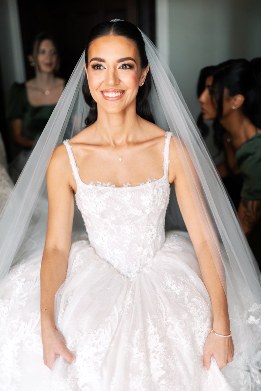 First Look at Branford house wedding.jpg