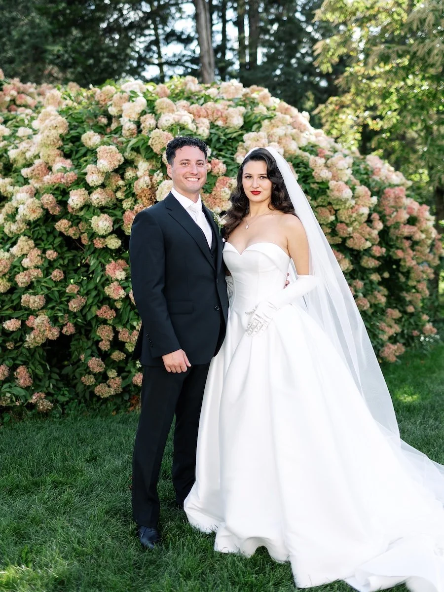 bride groom wadsworth mansion.jpg