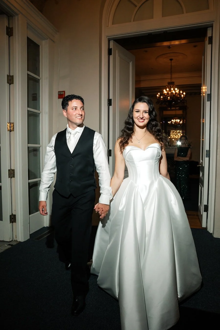 newlyweds at wadsworth mansion .jpg