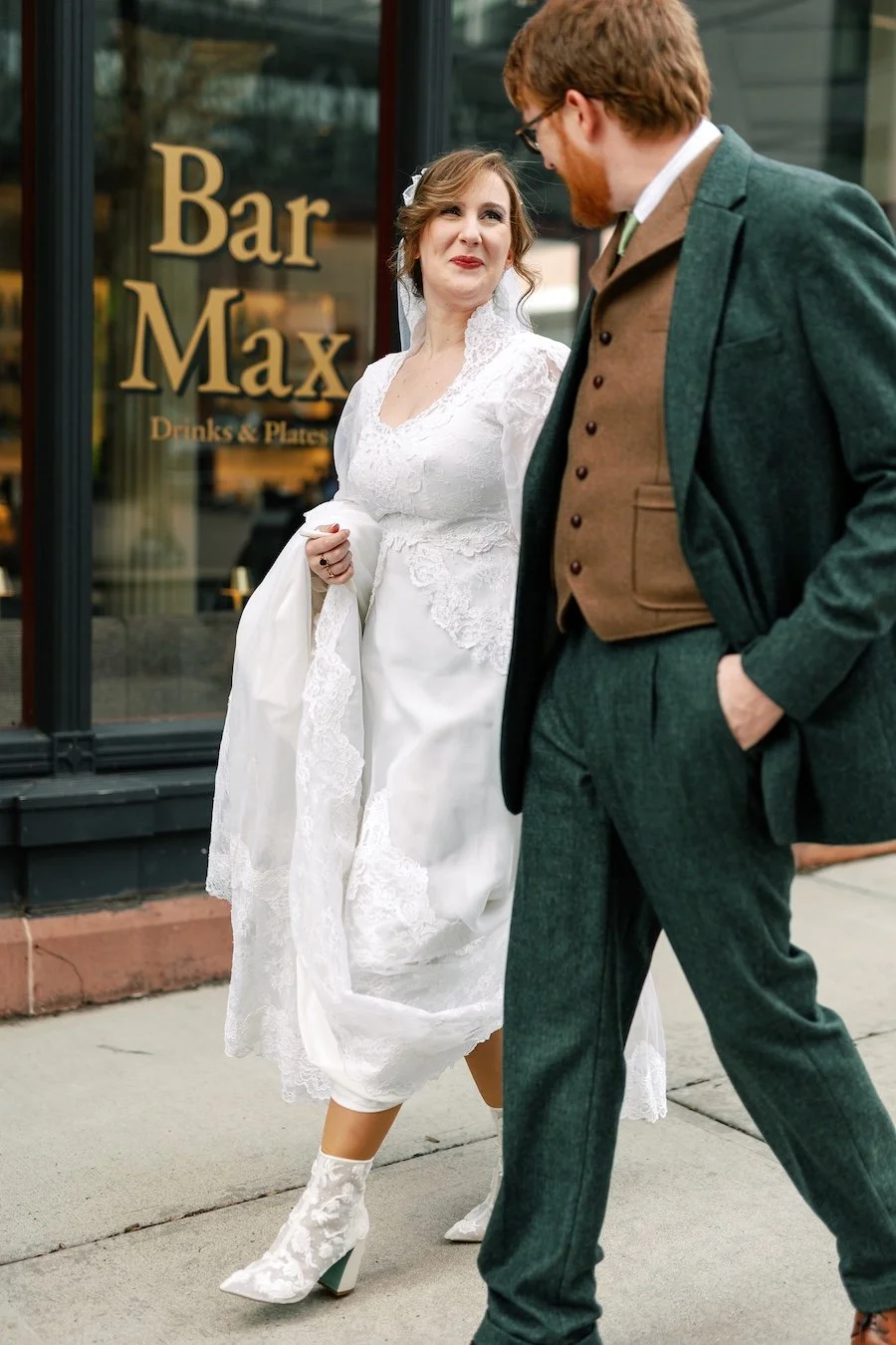 Vintage bride and groom portrait at Pond House Cafe wedding in West Hartford, Connecticut