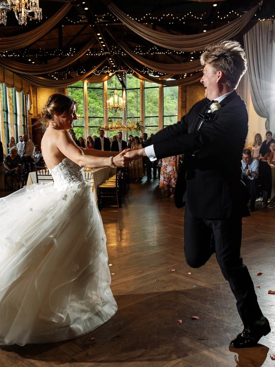 Pond House Cafe wedding in West Hartford, Connecticut featuring elegant garden ceremony