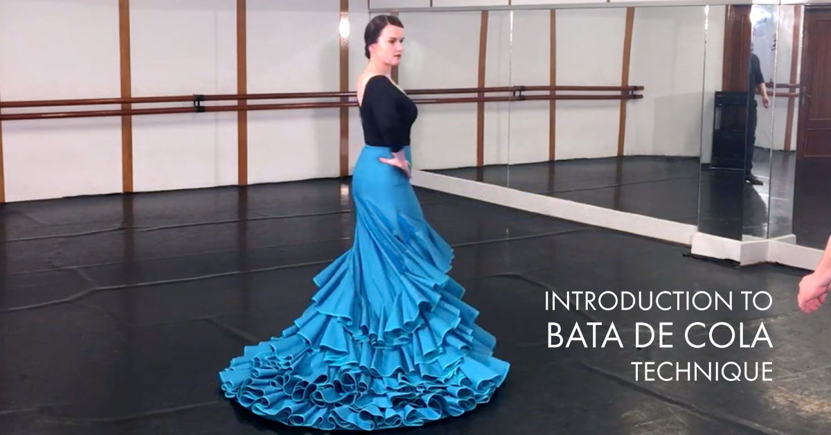 Introduction to bata de cola technique | www.flamencobites.com