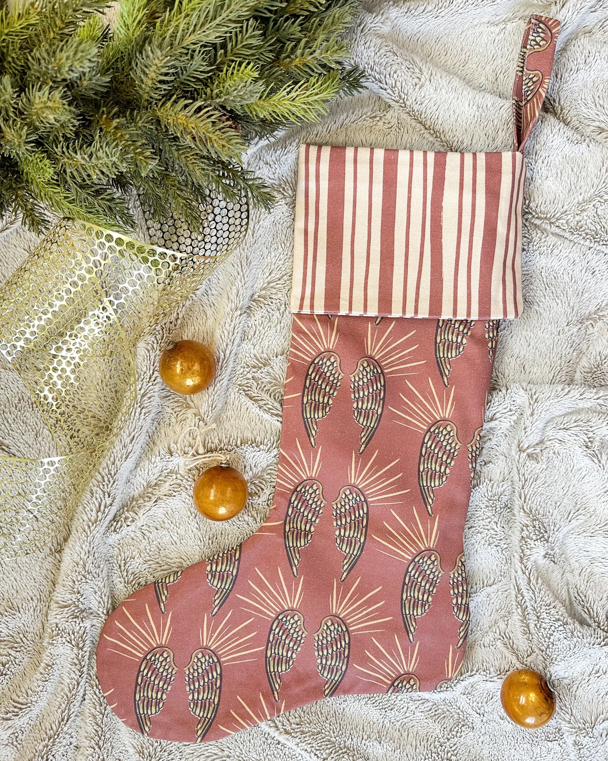 7CCB46EA-149C-4435-B812-A023B8BF3D9A