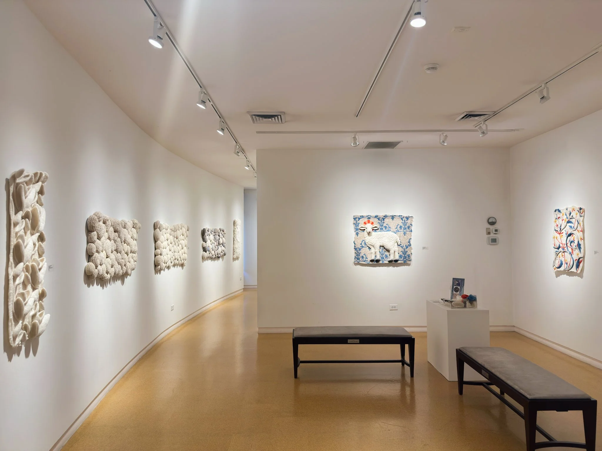 Hand in Hand Gallery View