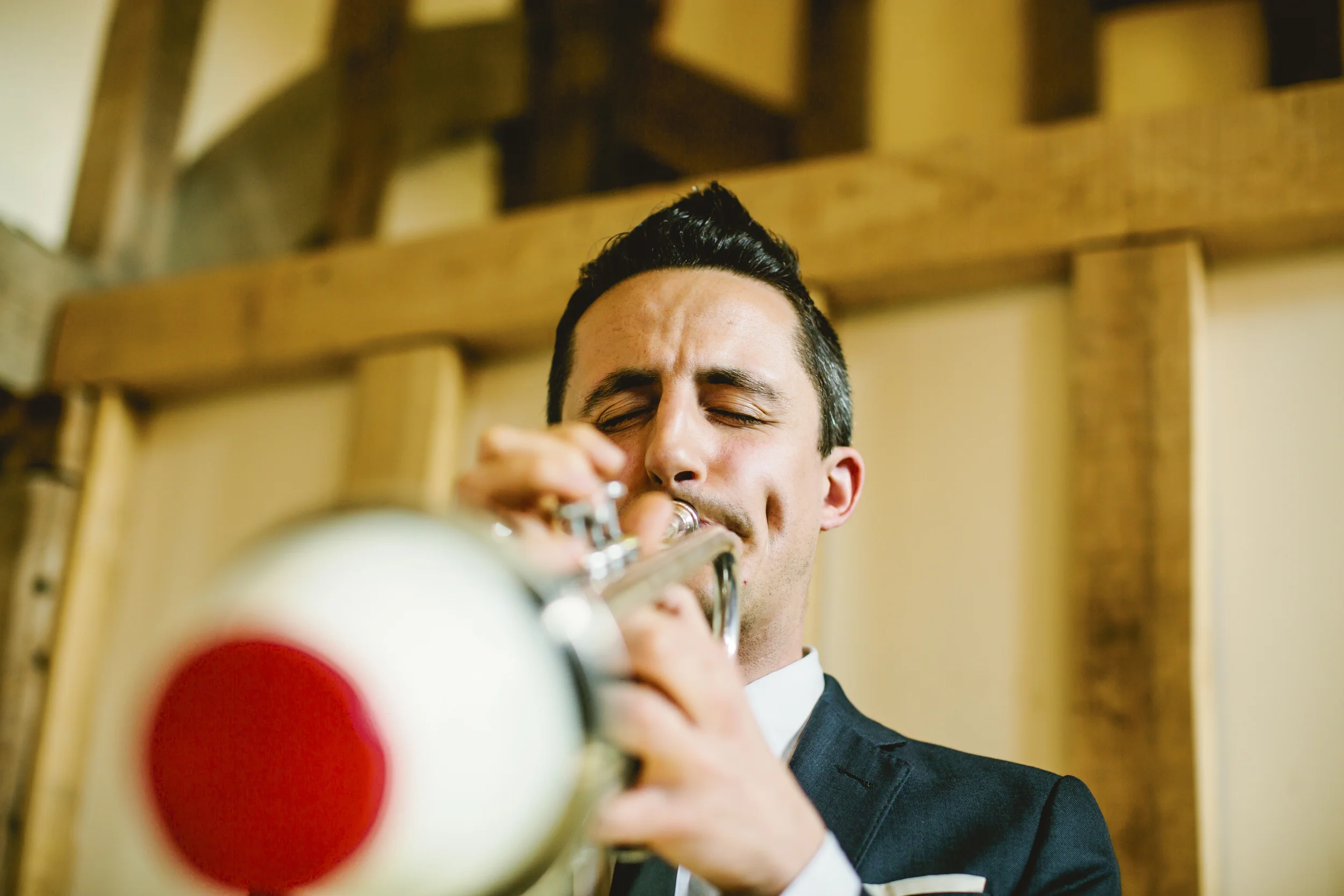 Kate and Dave performing at Gate Street Barn