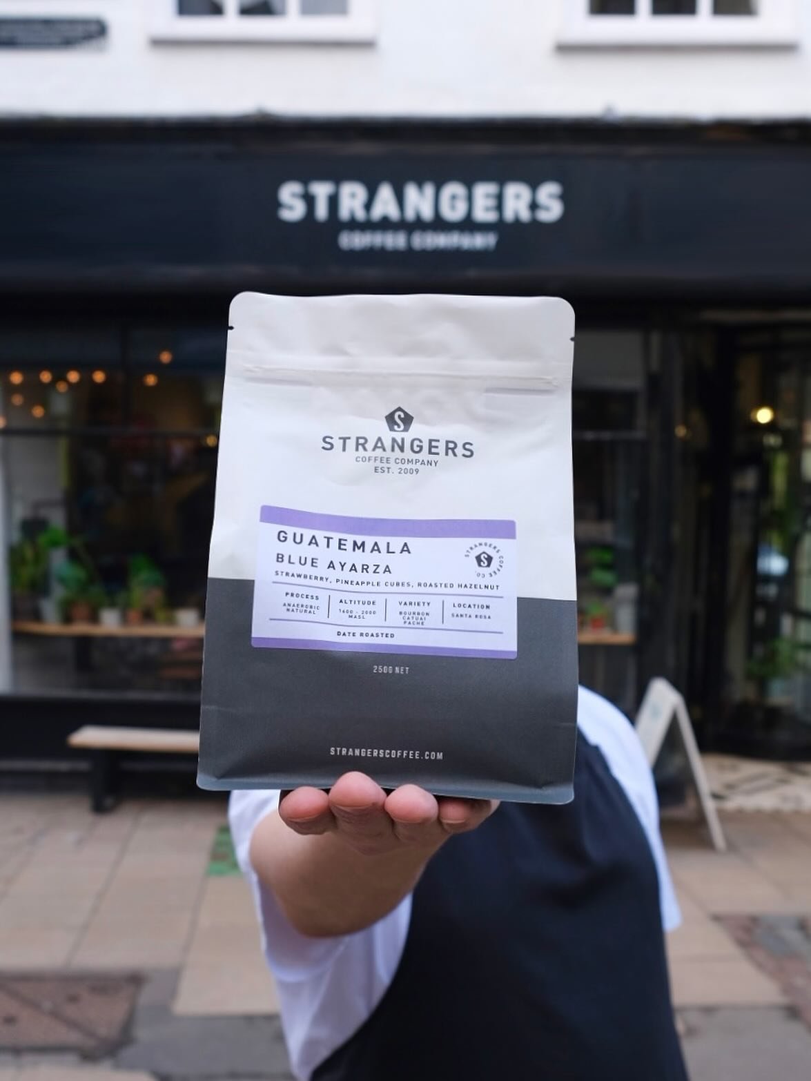 Something very special just dropped!

Our latest release from Ayarza, Guatemala is a beautifully crafted natural lot, fermented for 120 hours in anaerobic conditions before drying. This meticulous process results out an amazingly sweet cup, bursting 