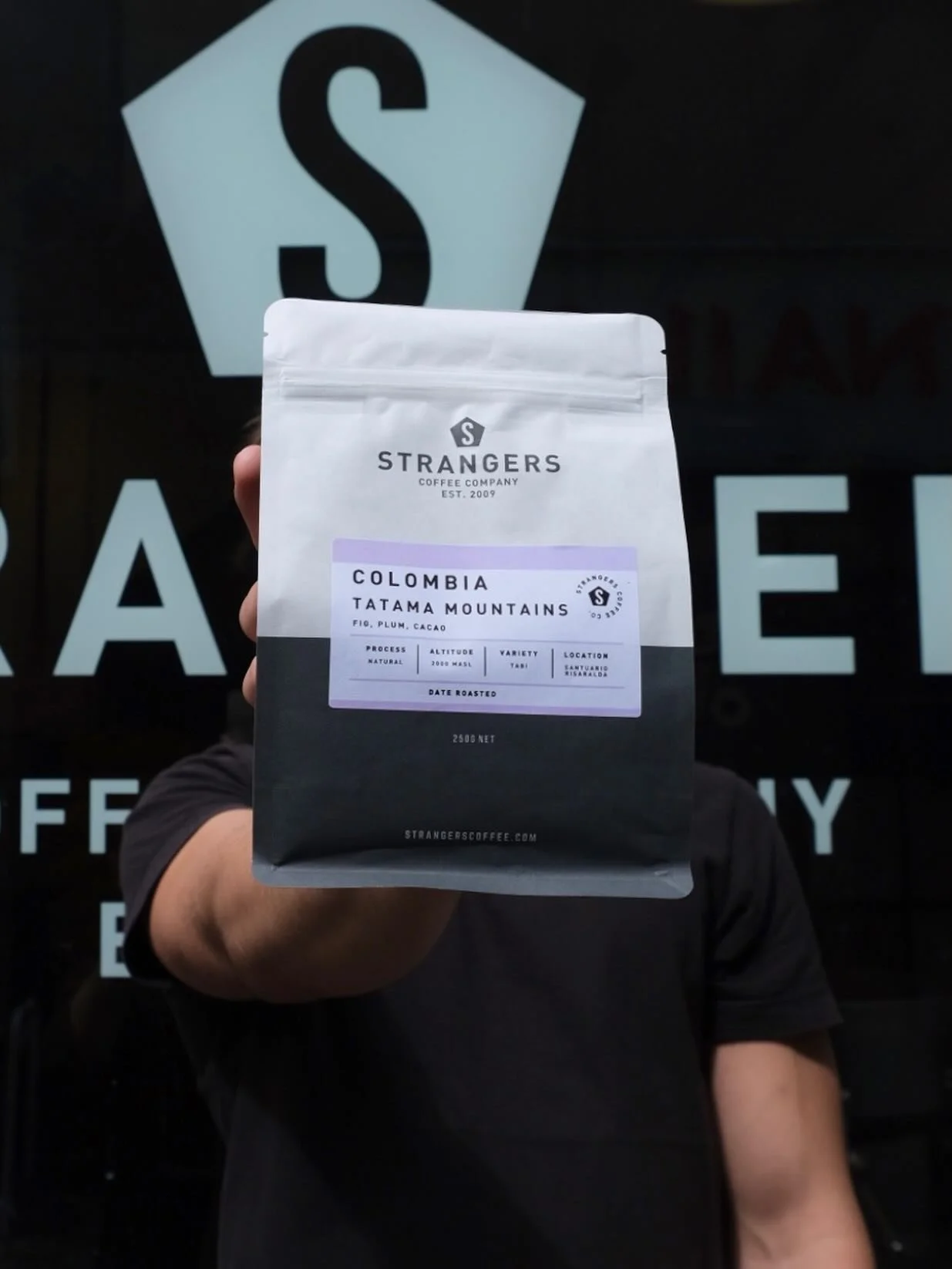 Tatama Mountains has landed ☕️🏔️

Last week we launched this amazing natural process Colombian and it is going down a treat! Super sweet and balanced with notes of fig, plum and cocoa 👌

Want to give it a go before you grab a bag? We will be servin