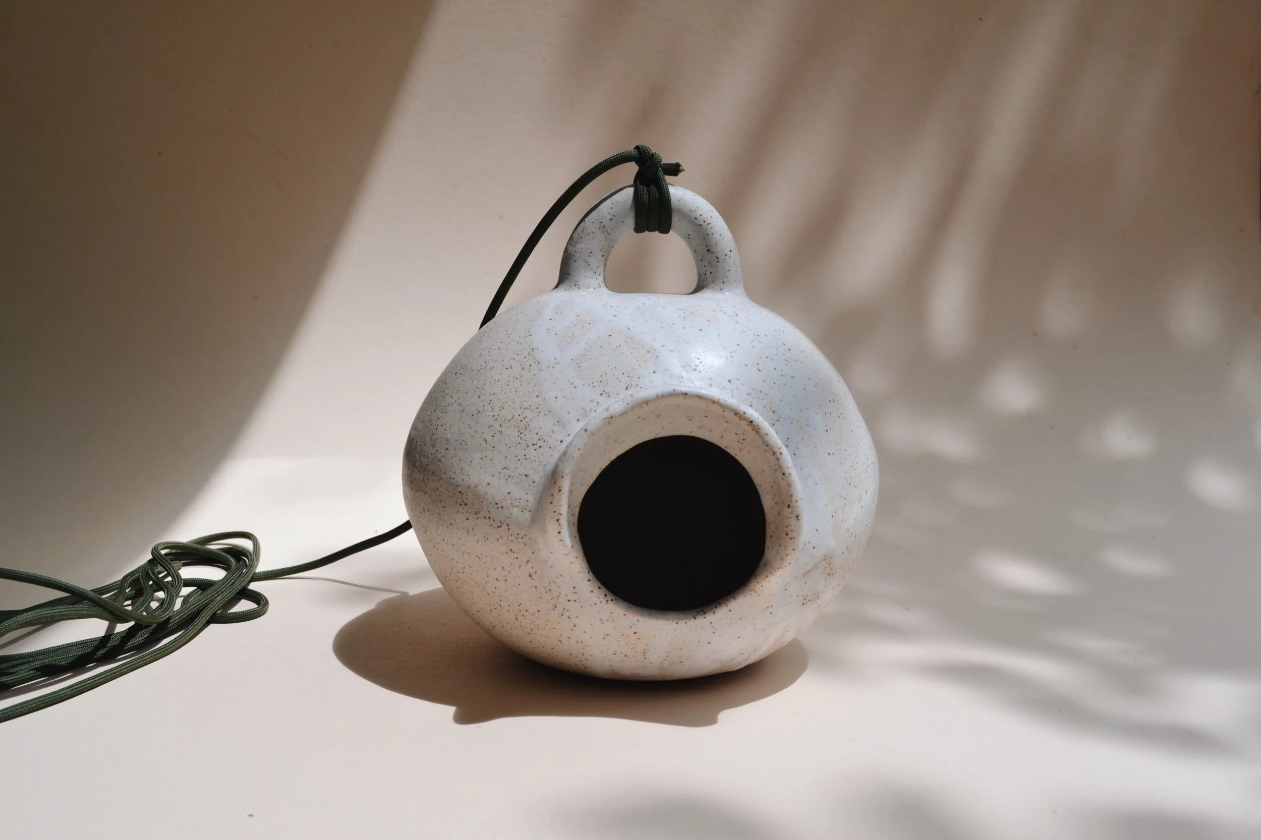 DBF19526-98B0-4584-AFD1-2615FE2401F8