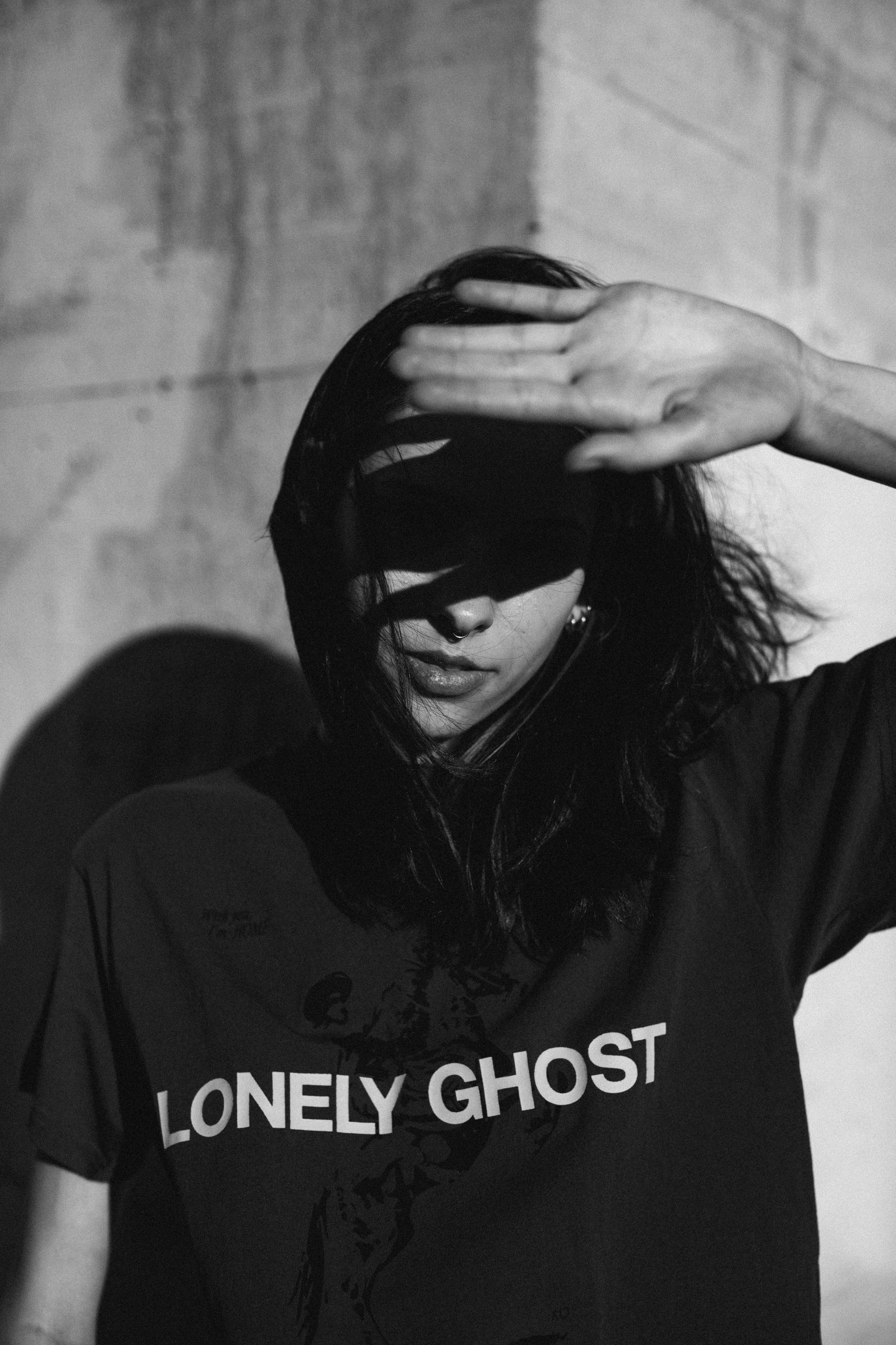 CHUCK-LANG-LONELY-GHOST-11.jpg