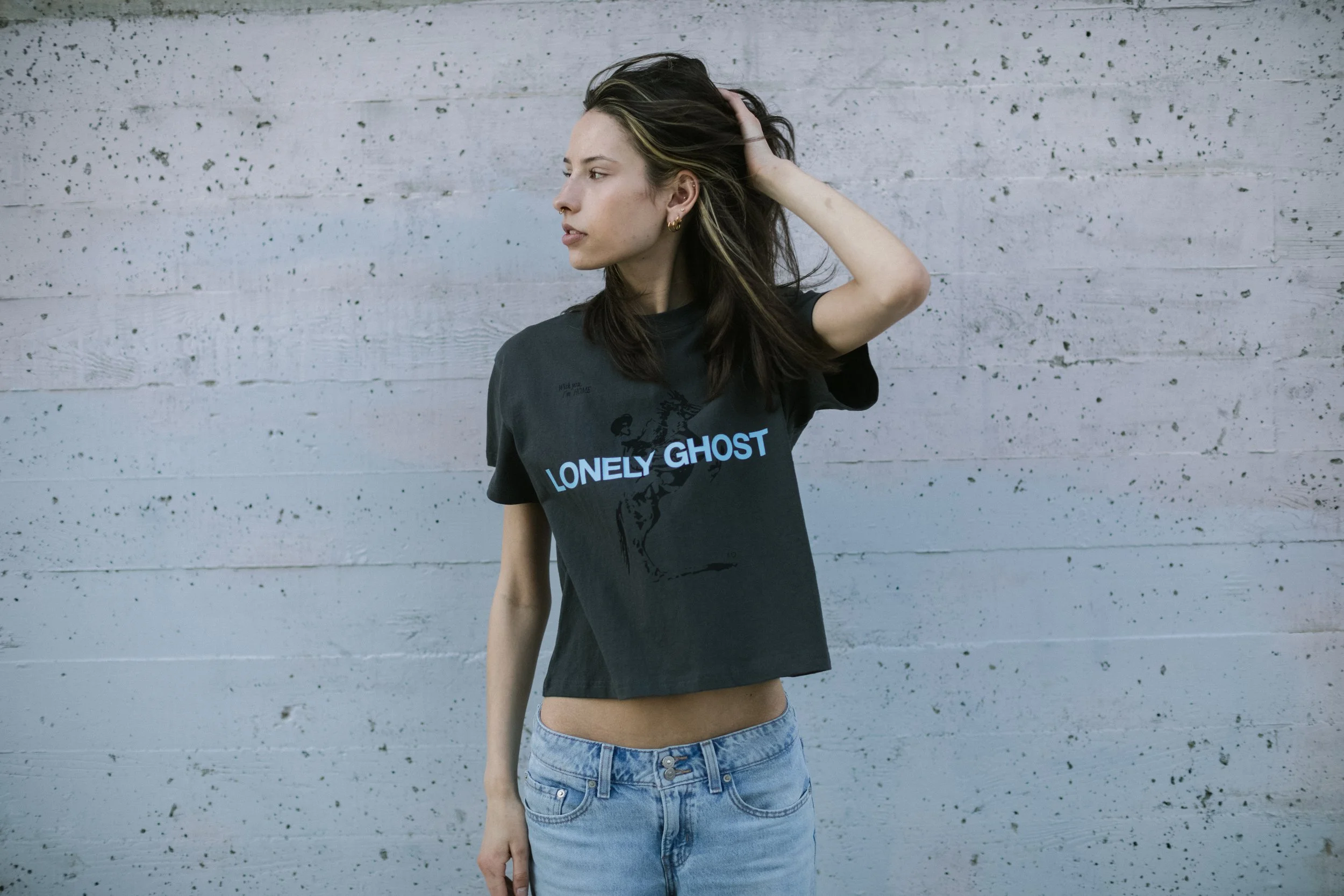 CHUCK-LANG-LONELY-GHOST-09.JPG