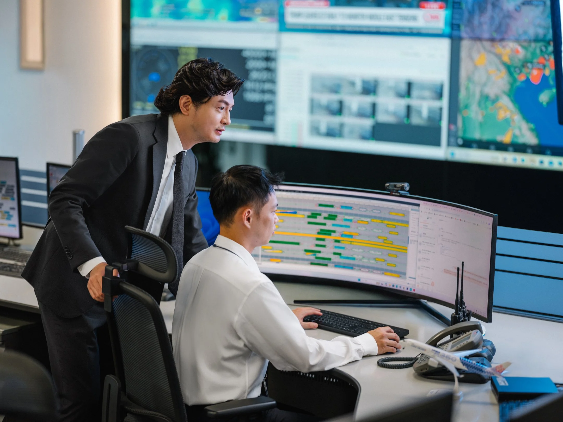 OPERATIONS_CONTROL_02.jpg