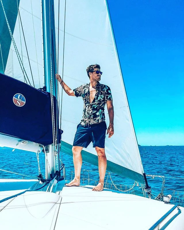 Boat life⛵️ Sailing the Whitsundays - My obligatory Instagram looking into the distance shot. #bloggerlife To take this Instagram game up - insert epic drone shot of the boat. @edhaysey capturing some epic shots. #bareboating #sailing #whitsundayislands #queensland