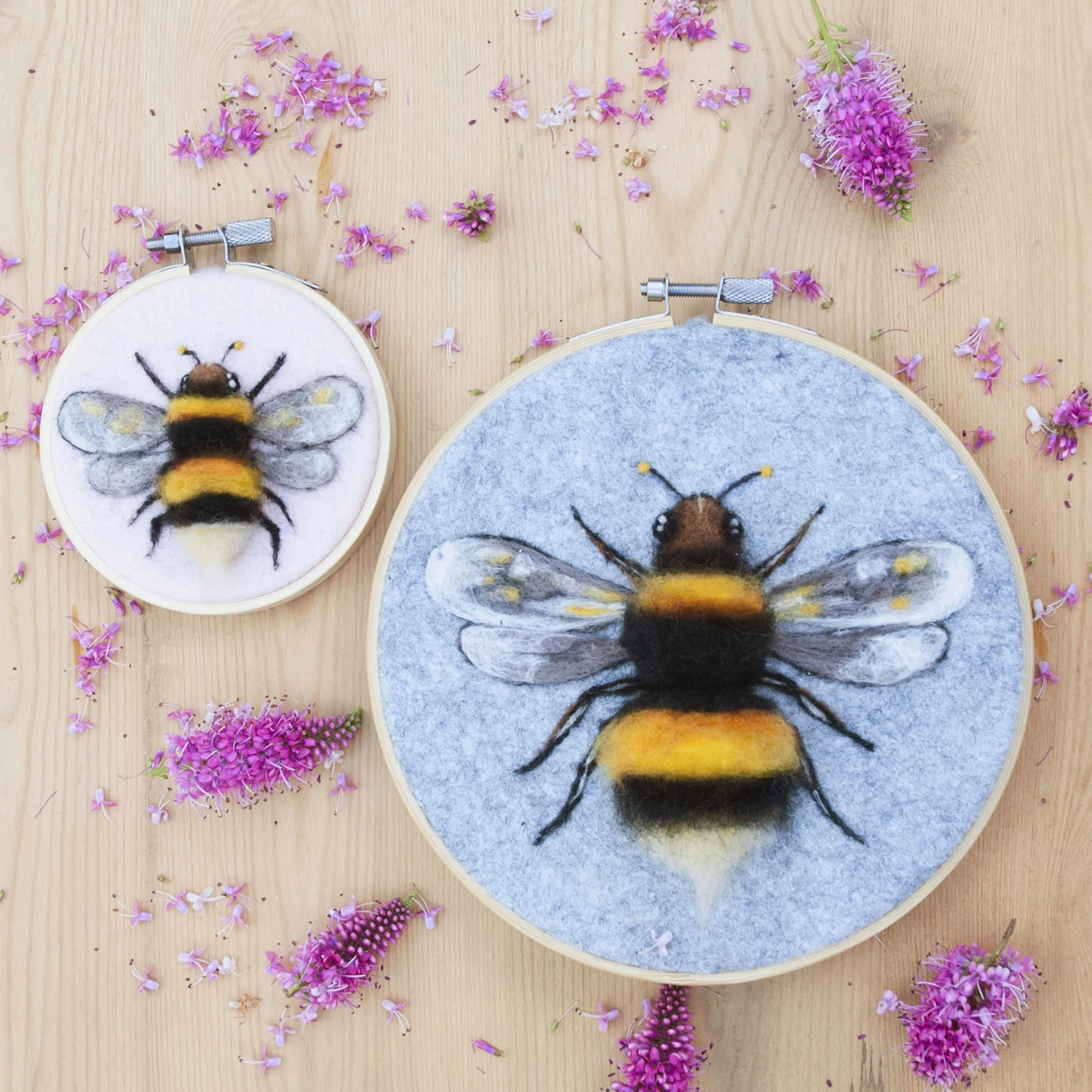 NEEDLEFELTED BUMBLE BEE 3.jpg