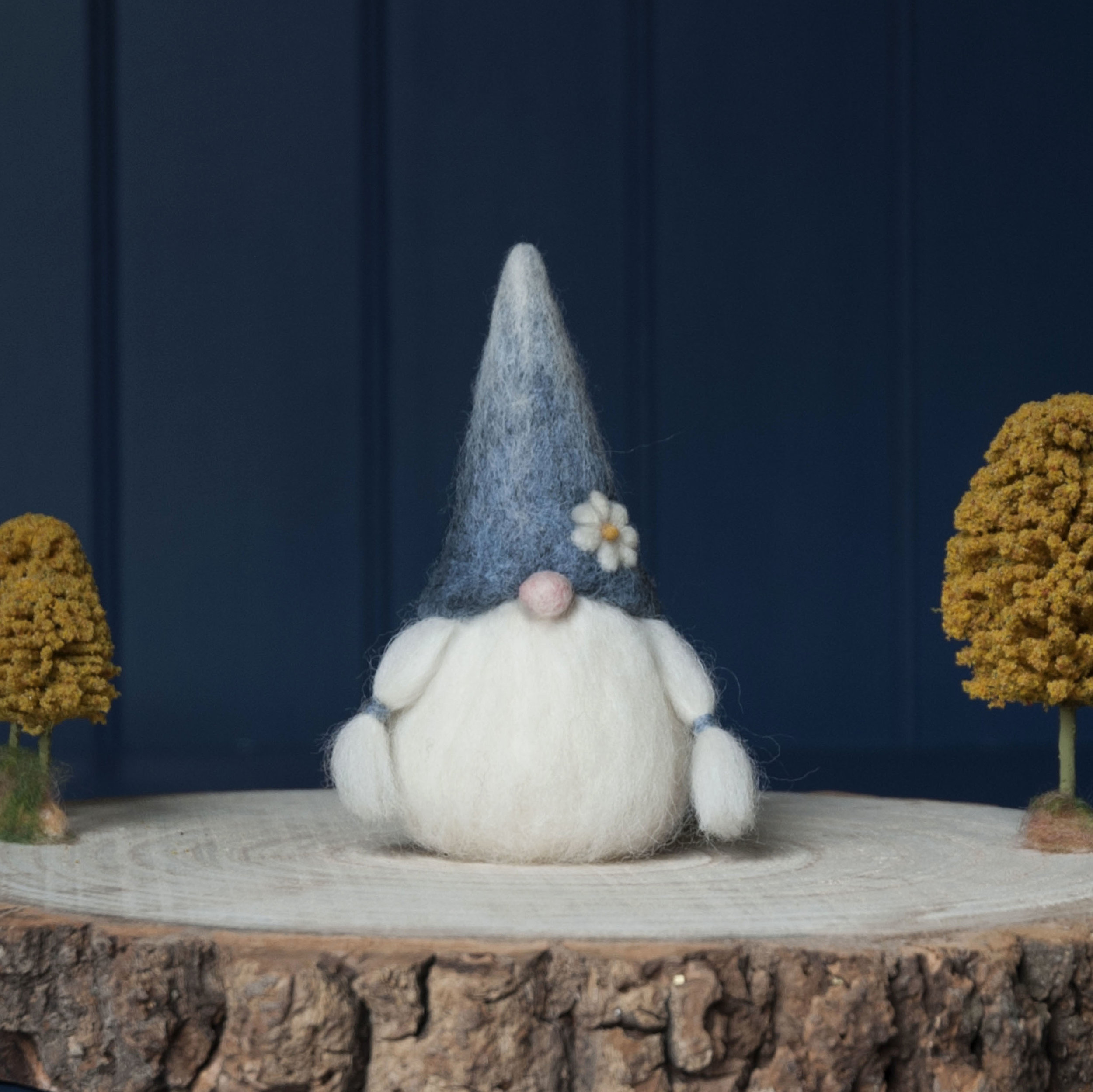 NEEDLE FELTED TOMTE 8.jpg