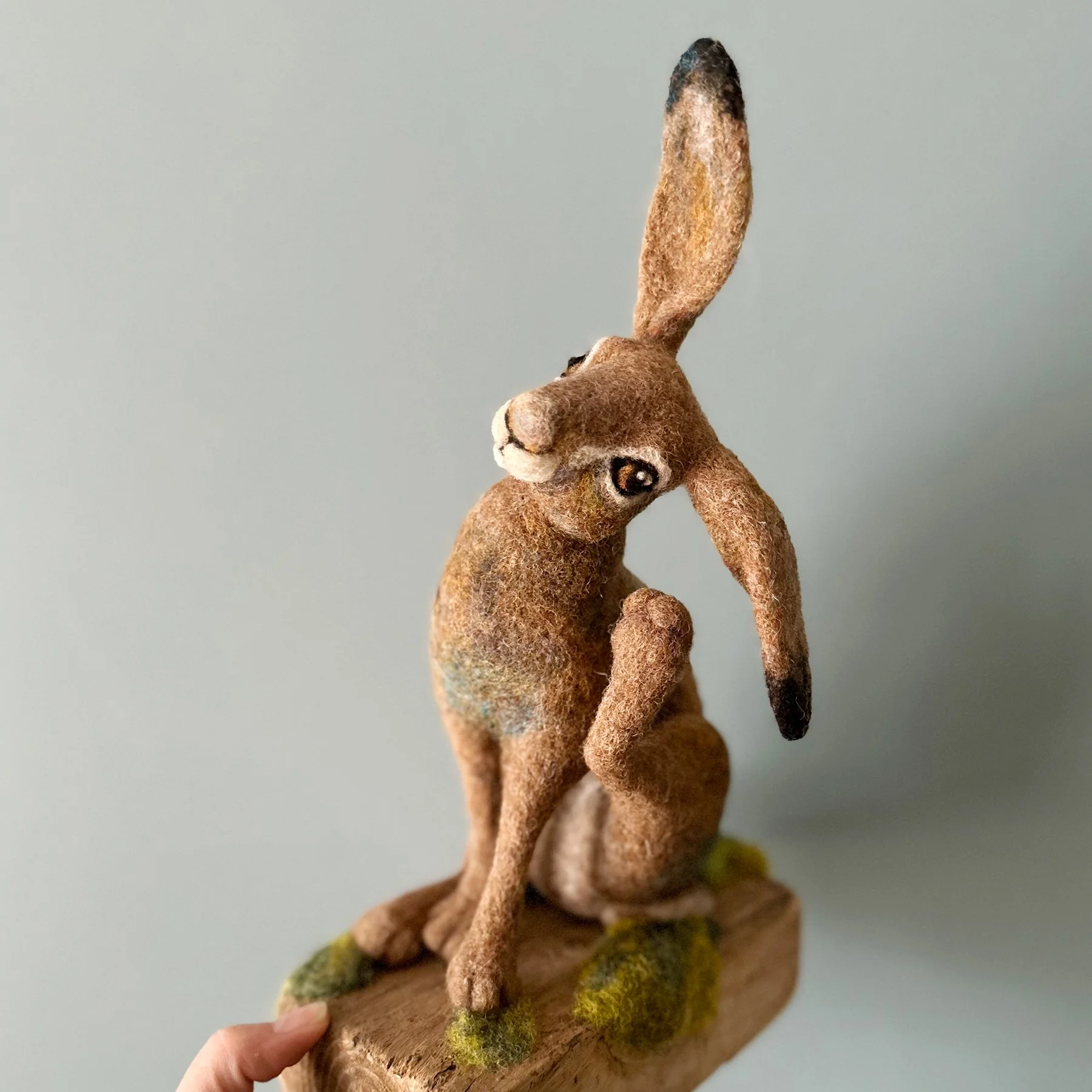 Hare sculpture 1.jpg